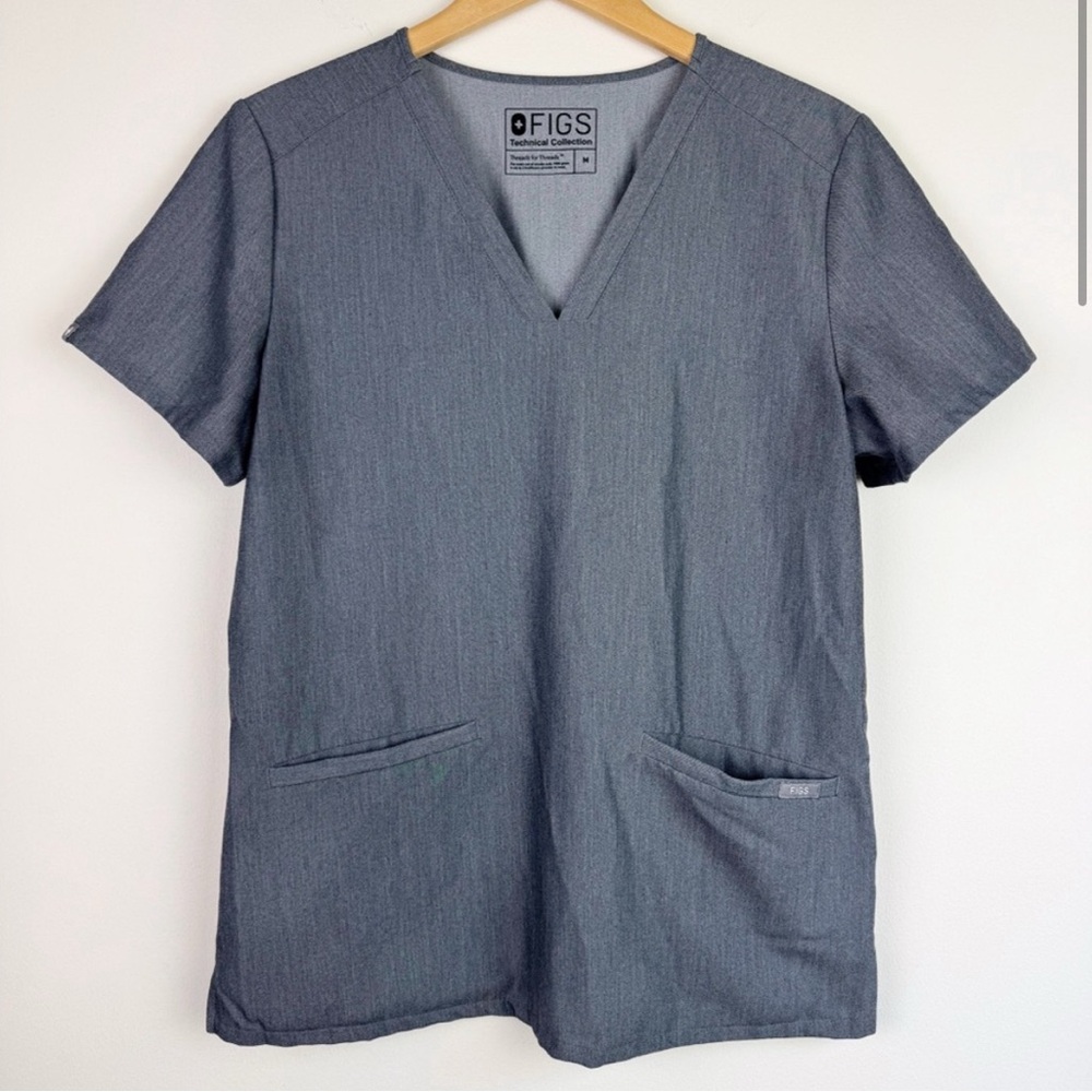 FIGS Casma 3 Pocket Scrub Top - S